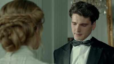 Yeah. A young woman
like Beatriz - Grand Hotel
