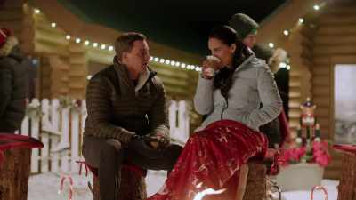 - Yeah, actually,
Gary would love that. - A Sprinkle of Christmas