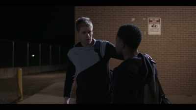 - Yeah, all right.
- You throw me ally, - Amateur