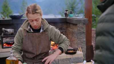 - Yeah.
- And I'm just gonna do, - Chefs vs Wild