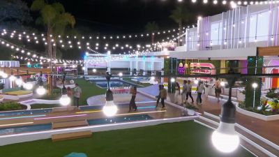 * Yeah, we are never ever going home * - Love Island