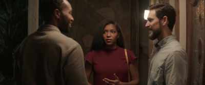 Yeah, babe, let's save
the Voodoo talk - A Savannah Haunting
