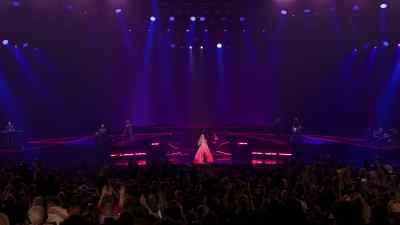Yeah. Beautiful. Good. - Carrie Underwood: Reflection