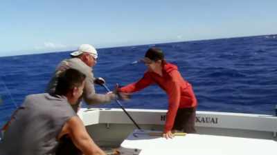 -Yeah. Beauty, beauty!
-Beautiful fish. - Deadliest Catch: Bloodline