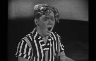 ♪ Yeah, come on over, baby ♪ - Jerry Lee Lewis: Trouble in Mind