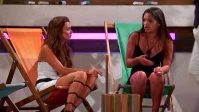 ‐Yeah
‐Do you know what I mean?
And it doesn't take a genius - Love Island