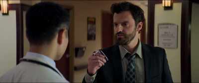 - Yeah.
- Doctor, uh... Doctor Yoon, is it? - Tag
