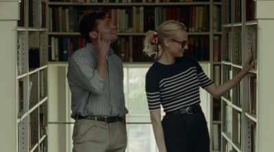 Yeah, don't wanna ruin
your reading experience, - Out of the Blue
