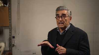 - Yeah. Five times. Five times.
- Five times he's smashed his finger? - The Reluctant Traveler with Eugene Levy