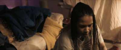 - Yeah, gave you everything.
- You spoiled me? You destroyed me. - Bruised