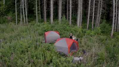 -Yeah, which goes...
-It's gonna see our tents - Expedition Bigfoot