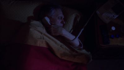 -Yeah?
-Good morning, sir. It's 5:45. - The West Wing