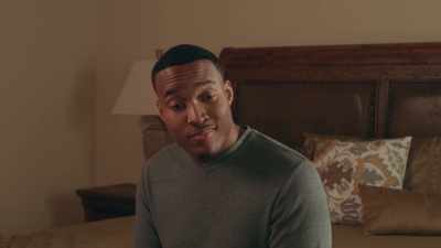 Yeah, she got her head on
straight. She has a good job. - Rain for Christmas