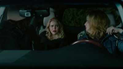 - Yeah.
- [groans] - Good Girls