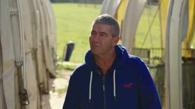 Yeah, gutted, - Britain's Tiger Kings - On the Trail with Ross Kemp