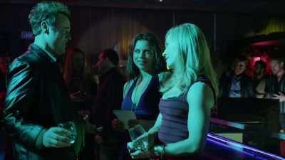 - Yeah, here? Stay out of- - Informer 3838