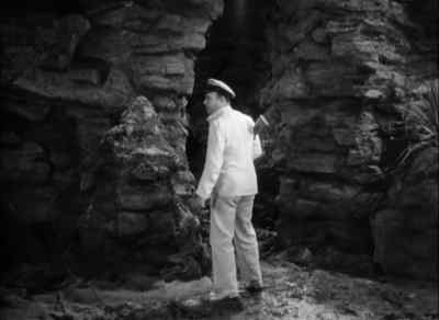 Yeah, here's a way out. - Son of Kong