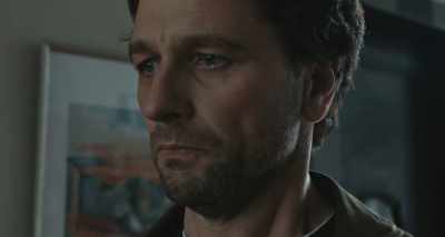 - Yeah.
- He's breathing. Yes. He's breathing. - A Beautiful Day in the Neighborhood