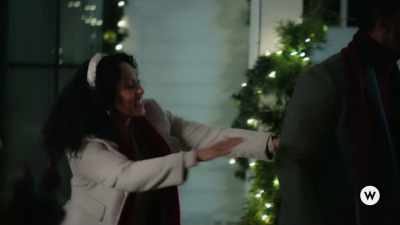 - Yeah, I can't do this.
- Yes, yes, yes, yes, - Inventing the Christmas Prince