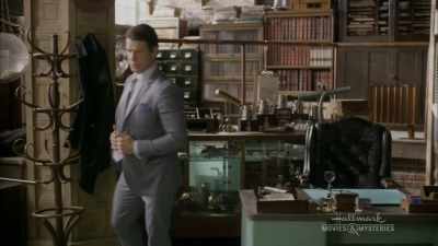 Yeah, I can't lift the
ink from the envelope - Signed, Sealed, Delivered: Higher Ground