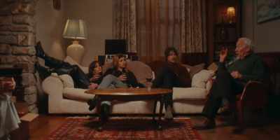 Yeah, or I could just
go and you could stay. - The Holiday List
