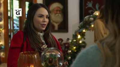 Yeah, but I guess this is
a family too, right? - Coyote Creek Christmas