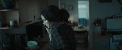 Yeah, I just...
I wanted to get it back to her. - Gone in the Night