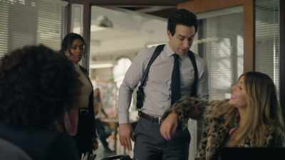 - Yeah, I know how to stand.
- Ma'am-- - High Potential