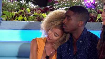 >> YEAH, I MEAN, I FEEL THE SAME
WAY AS HE DO. - Love Island