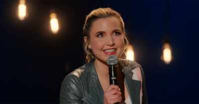 Yeah. I had my first orgasm
with my college boyfriend. - Taylor Tomlinson: Look at You