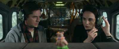 Yeah, I read you. Say again. - Flight Risk