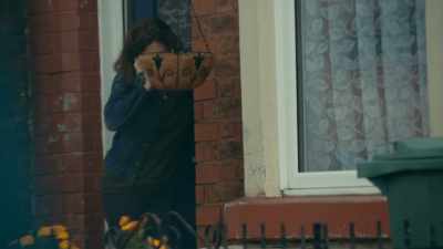 Yeah, I thought their
nan was picking them up - Broken