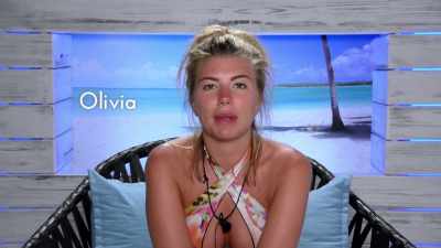 Yeah, so I tried
to be like a matchmaker. - Love Island