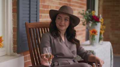 Yeah. I used to buy
champagne by the case. - The Heiress and the Handyman
