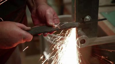 Yeah, I was worried
that Mace's tang - Forged in Fire