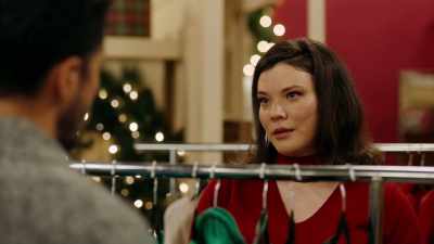 - Yeah, I'd like to meet
someone special - Mom's Christmas Boyfriend