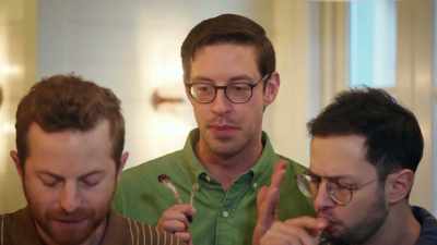 Yeah, I'm blown away.
I've never had chicken
with that much infused smoke. - No Recipe Road Trip With the Try Guys