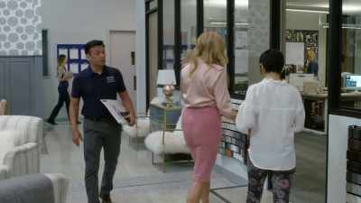 - Yeah, I'm just gonna--
I'm gonna drive myself - Dirty John