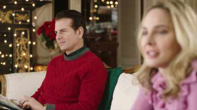 - Yeah, I'm just trying to
buy something on Net-a-Porter, - This Is Our Christmas
