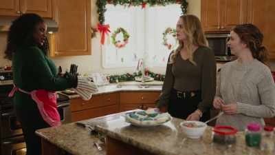Yeah, I'm leaving you in
suspense for tomorrow. - Engaged by Christmas
