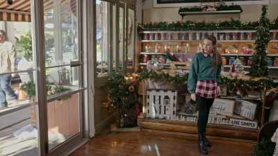 Yeah, interior design,
but now my sister and I - Christmas on Mistletoe Lake