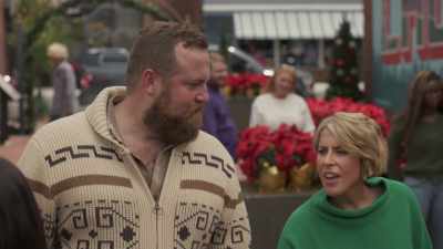 -Yeah. Is that--
-Hey, come dance with me. - A Christmas Open House