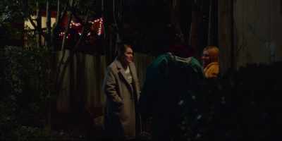 - Yeah.
- Isn't she in the Florida Keys - How to Ruin the Holidays