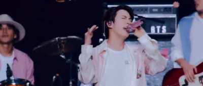 Yeah, it's about to blow up in here! - BTS: Permission to Dance on Stage - LA