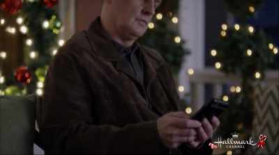 Yeah, it's always been
a pretty special place. - Reunited at Christmas