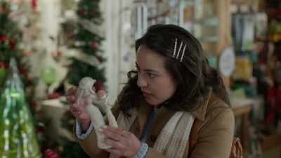 - Yeah, it's kind
of a makeup gift - A Christmas of Wonders