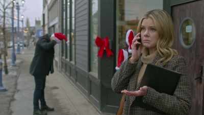 Yeah, it's this new angle I
thought I would try starting - Meeting Mr. Christmas