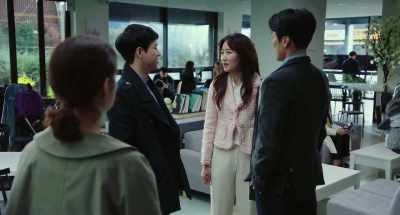 Yeah it's too noisy here - Kim Ji-young, Born 1982
