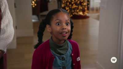 Yeah, I've got
popcorn, come on, hurry. - Inventing the Christmas Prince