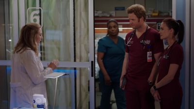 Yeah, I've seen this before. - Chicago Med
